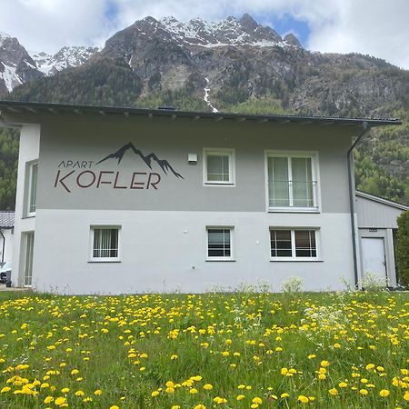 Apartamento Apart Kofler Längenfeld Exterior foto